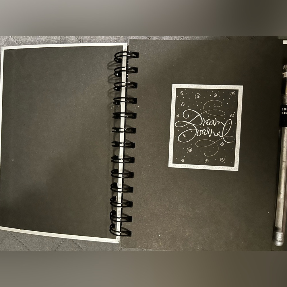 NEW DREAM JOURNAL (KLUTZ) By Klutz Press - Hardcover